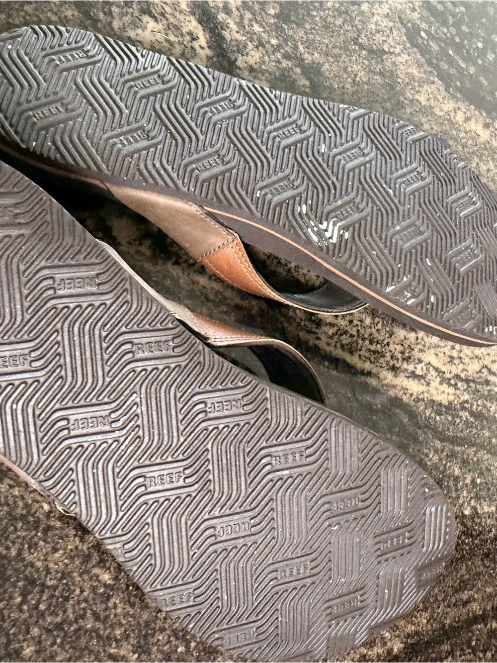 Reef Women's Brown and Black Leather Thong Sandals